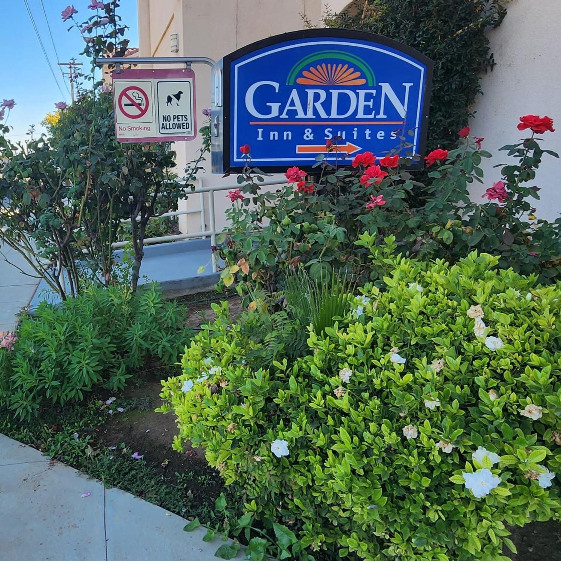 Garden Inn And Suites Fresno Extérieur photo